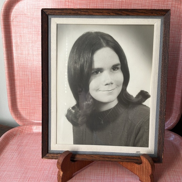 Vintage framed photo portrait of a young woman - Picture 15 of 15